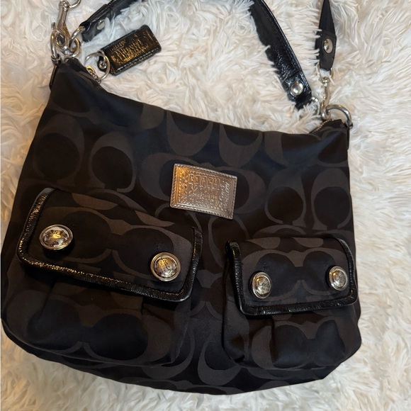 COACH POPPY Black Shoulder Bag w/ Crossbody Strap & Front Pockets - Picture 2 of 7